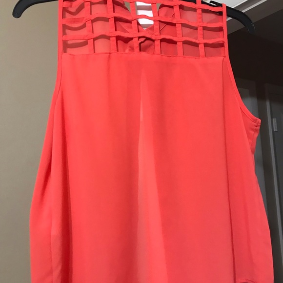 Chiffon cut out shirt w/ tie - Picture 2 of 2